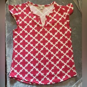 C’est la vie that’s life shirt. Women’s size medium. Office Barbiecore shirt.